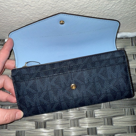 Michael Kors Jet Set Blue & Navy Envelope Flap Wallet Saffiano Leather - Picture 1 of 16
